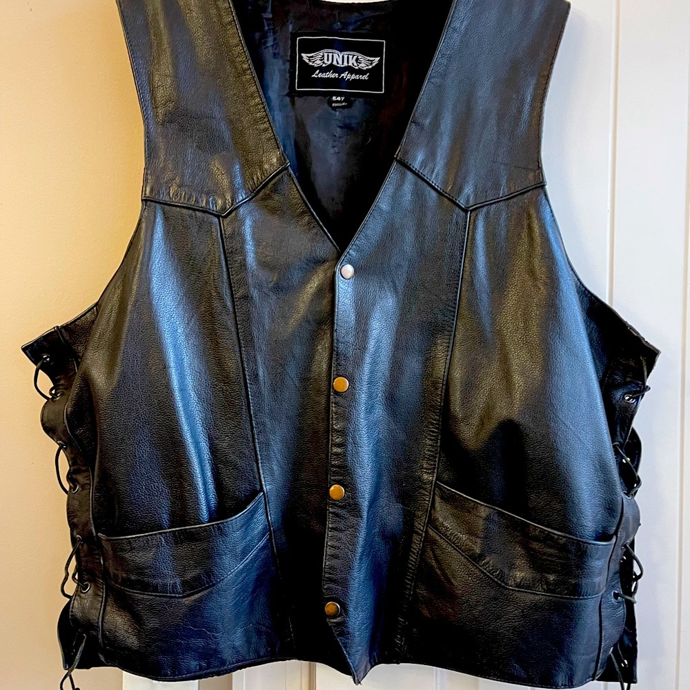 UNIK Men’s Black Leather Biker Vest XXLT